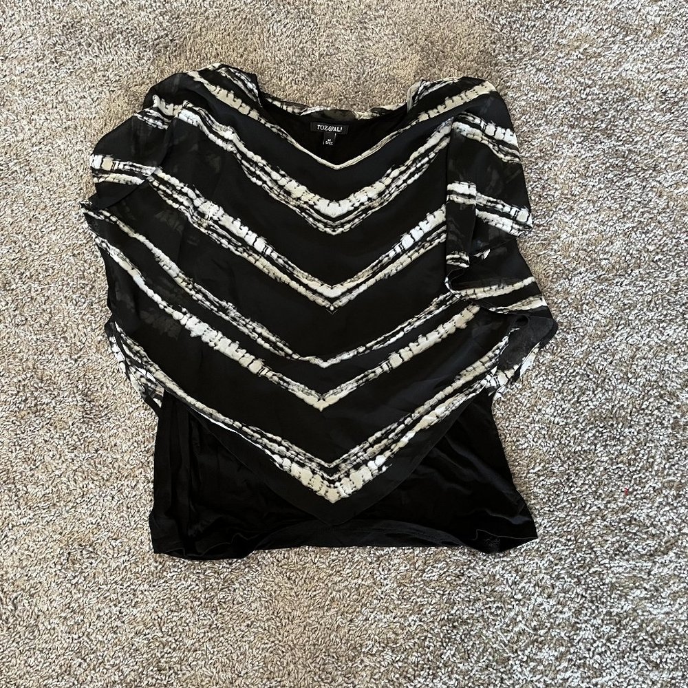 Black and White Top